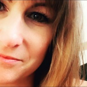 Meet your Posher, Robyn